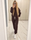Czekoladowy dres