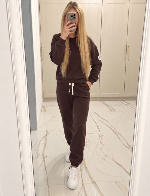 Czekoladowy dres